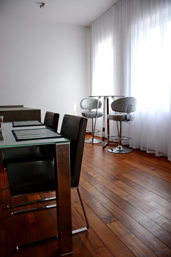 Premium Apartment Near Banska Bystrica Square With Two Big Bedrooms מראה חיצוני תמונה