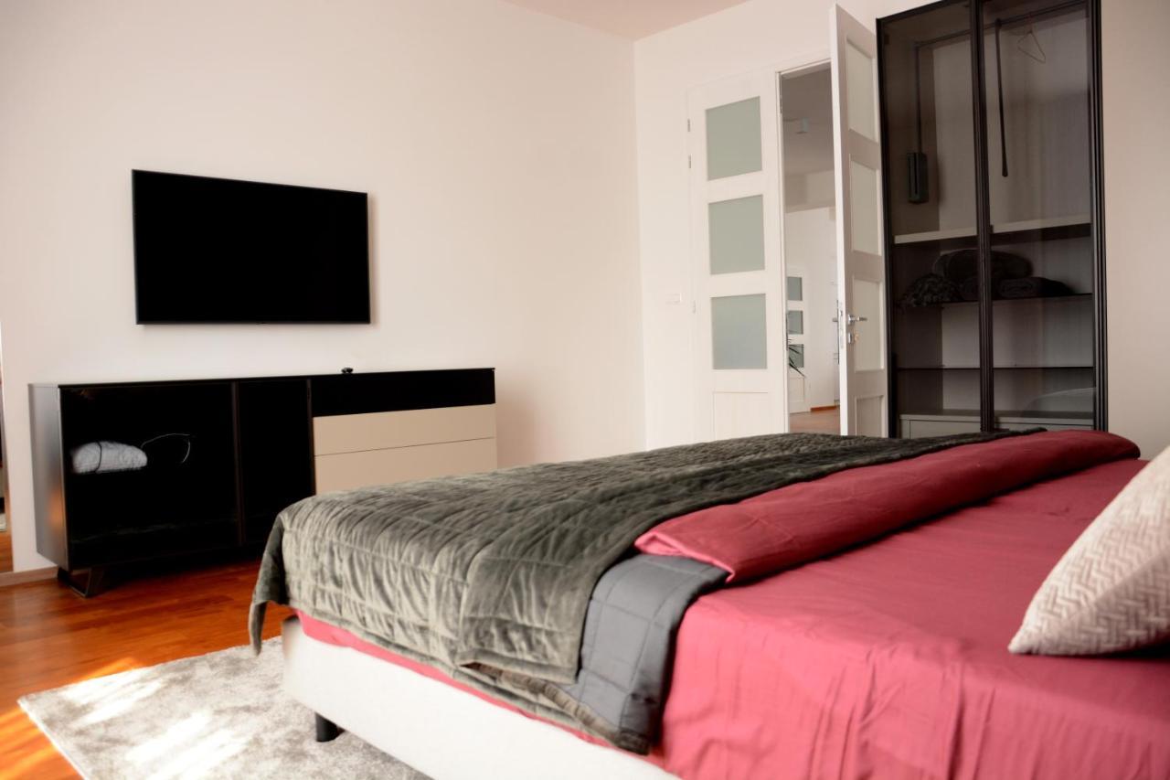 Premium Apartment Near Banska Bystrica Square With Two Big Bedrooms מראה חיצוני תמונה