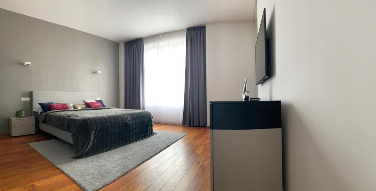Premium Apartment Near Banska Bystrica Square With Two Big Bedrooms מראה חיצוני תמונה